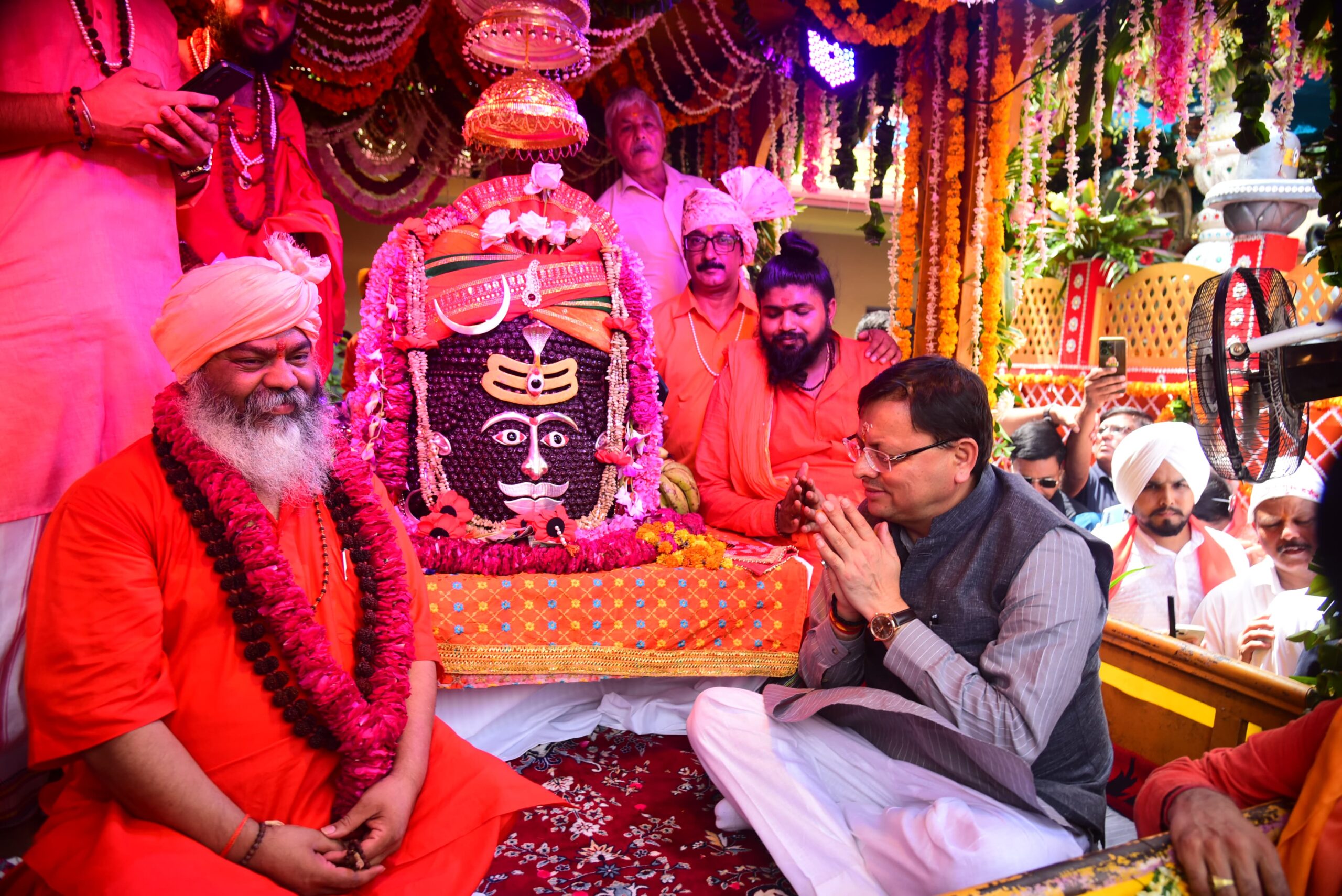 CM Pushkar Singh Dhami participates in the Bhavya Tapkeshwar Mahadev Shobha Yatra