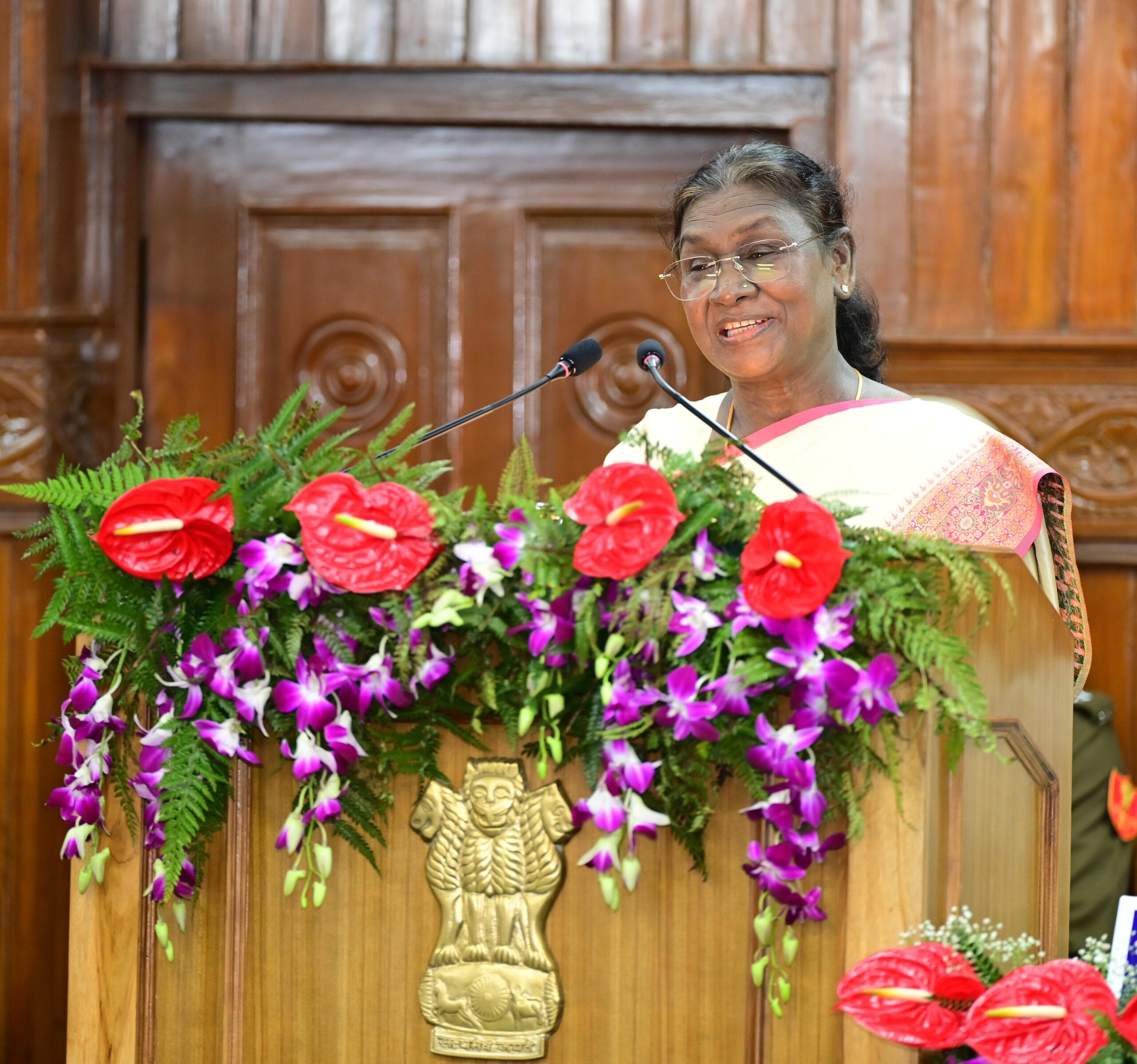 President Droupadi Murmu Addresses Special Session of Uttarakhand Assembly