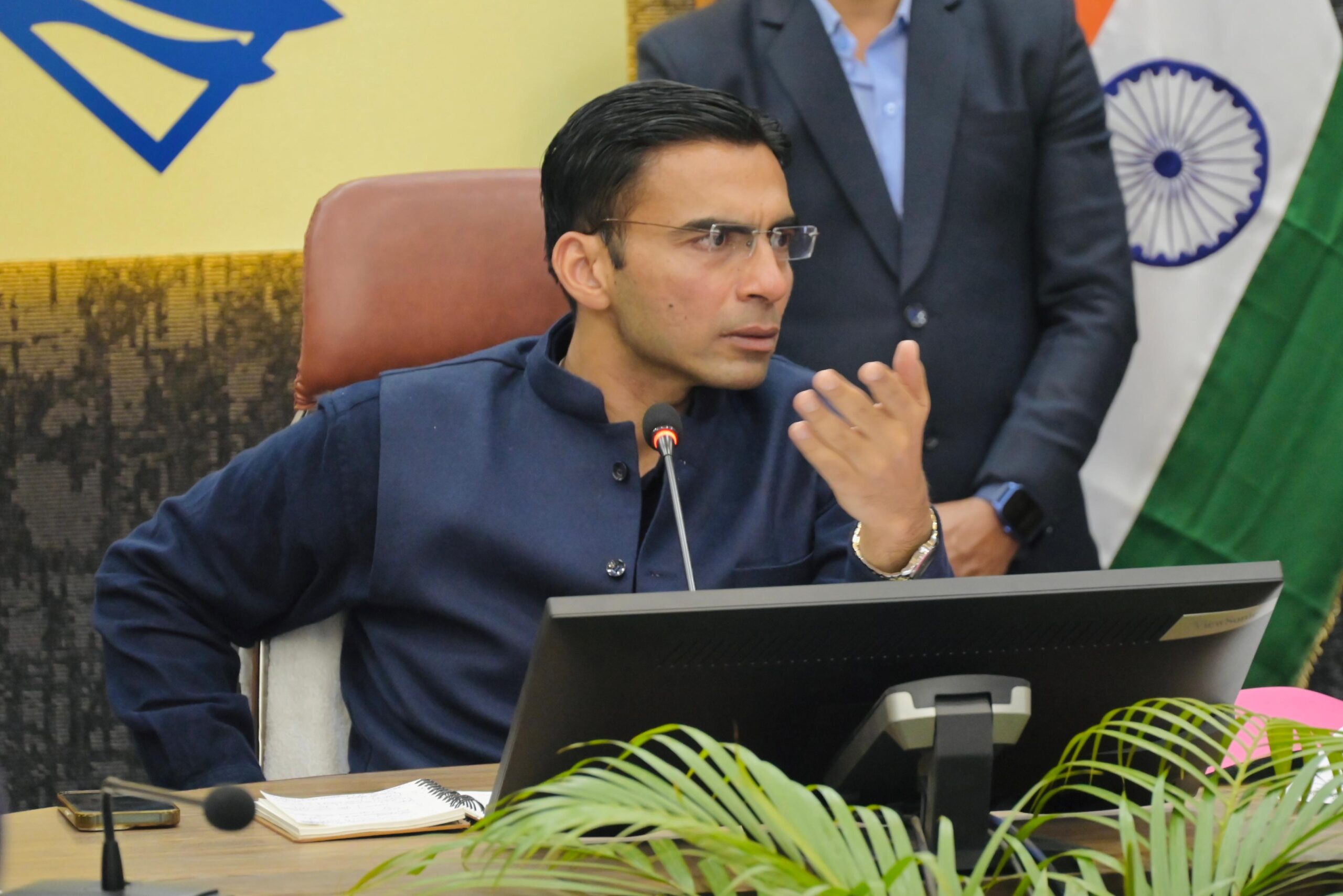 Dehradun Tightens Grip on LPG Supply, QRT Teams Deployed to Curb Black Marketing