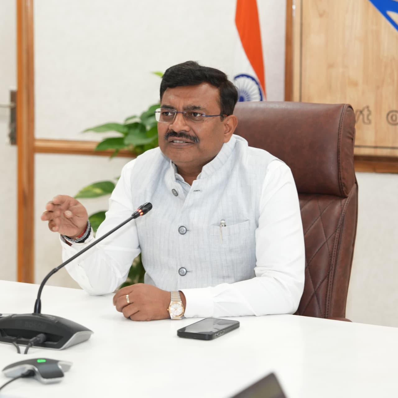 Clear LPG Backlog Immediately: Chief Secretary Issues Strict Orders Ahead of Char Dham Yatra