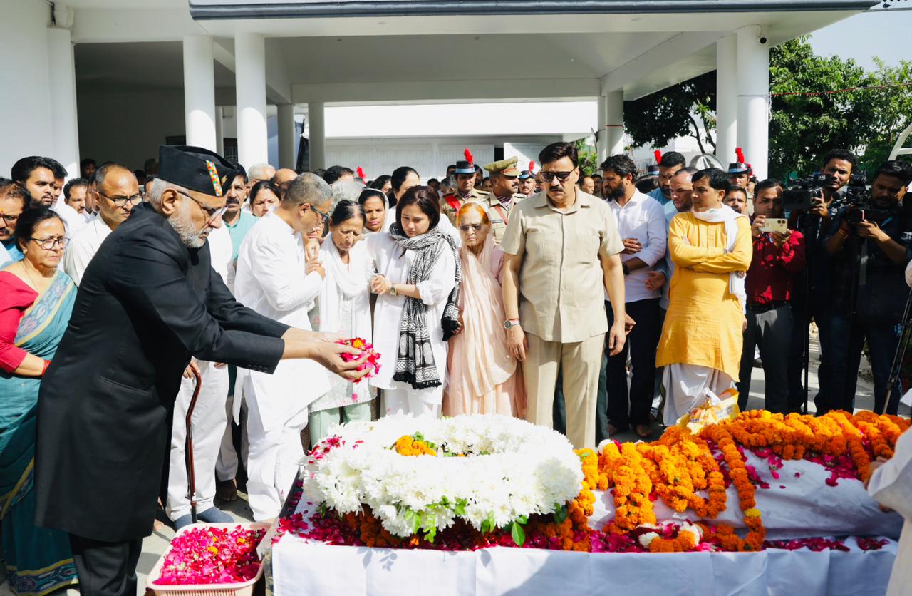 Vice President CP Radhakrishnan Pays Tribute to Former Uttarakhand CM BC Khanduri
