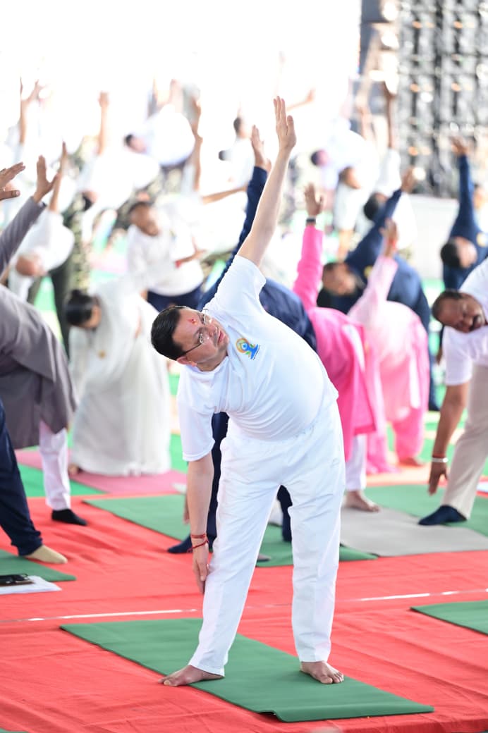 International Yoga Day: CM Dhami Urges Youth to Embrace Yoga and Stay Away from Drugs