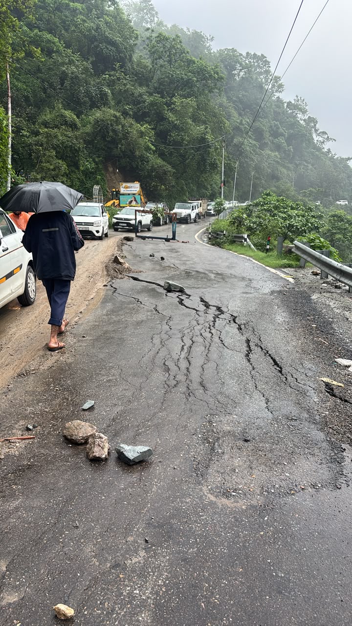 Dehradun–Mussoorie Road Closed Until Further Orders After Heavy Rain Damage